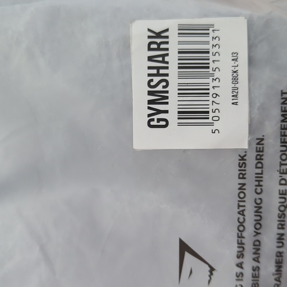 Gymshark tank top size large black camo in color - Picture 4 of 4